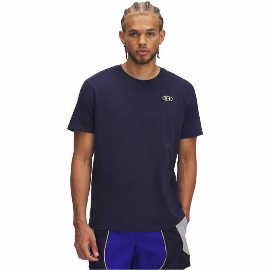 Under Armour Men's Heavyweight Patch Short Sleeve T-Shirt Under Armour Men's Heavyweight Patch Short Sleeve T-Shirt