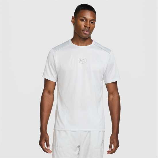 Мъжки тениски и фланелки Nike Мъжка Риза Air Run T-Shirt Mens Светло сиво Nike Мъжка Риза Air Run T-Shirt Mens Светло сиво Мъжки тениски и фланелки