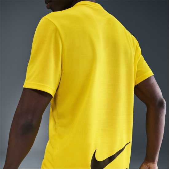 Nike Мъжка Риза Air Run T-Shirt Mens Жълто Мъжки тениски и фланелки