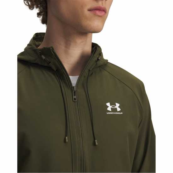 Under Armour   