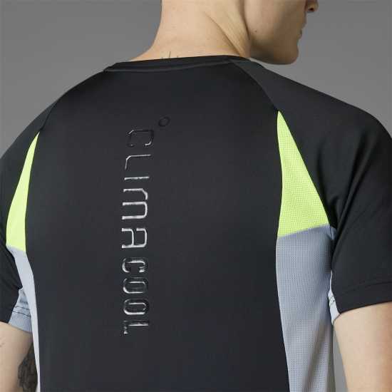 Мъжки тениски и фланелки Adidas Мъжка Риза Climacool Colorblock T-Shirt Mens Черно Adidas Мъжка Риза Climacool Colorblock T-Shirt Mens Черно Мъжки тениски и фланелки