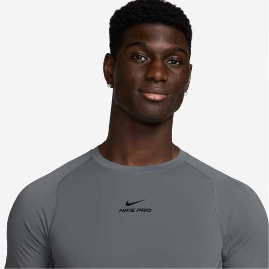 Nike Мъжка Тениска Къс Ръкав Pro Training Dri-Fit Short Sleeve Top Mens Smoke Grey Мъжки тениски и фланелки