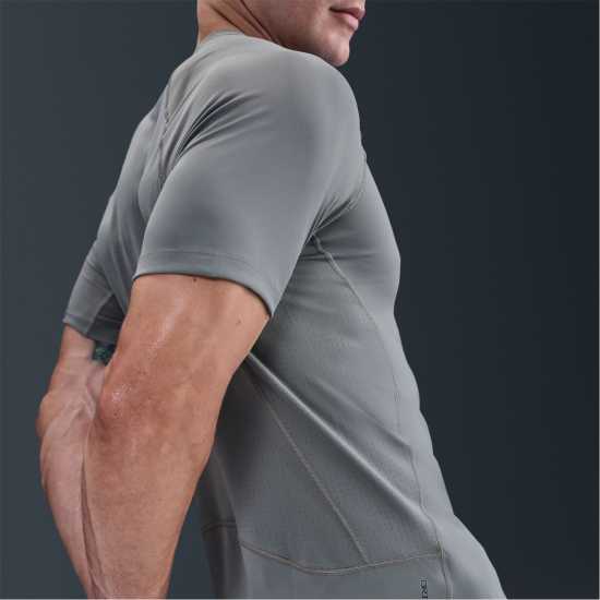 Nike Мъжка Тениска Къс Ръкав Pro Training Dri-Fit Short Sleeve Top Mens Smoke Grey Мъжки тениски и фланелки