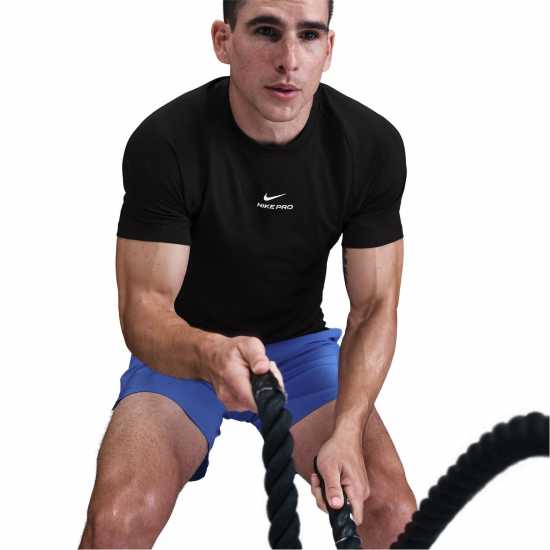 Nike Мъжка Тениска Къс Ръкав Pro Training Dri-Fit Short Sleeve Top Mens Black/White Мъжки тениски и фланелки