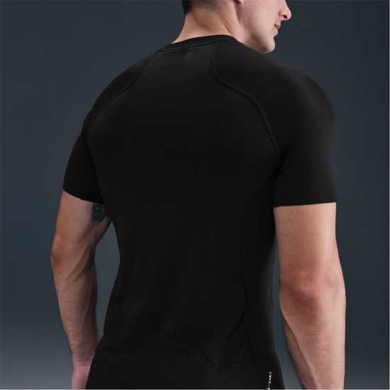Nike Мъжка Тениска Къс Ръкав Pro Training Dri-Fit Short Sleeve Top Mens Black/White Мъжки тениски и фланелки