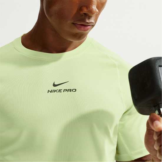 Nike Мъжка Тениска Къс Ръкав Pro Training Dri-Fit Short Sleeve Top Mens Liquid Lime 
