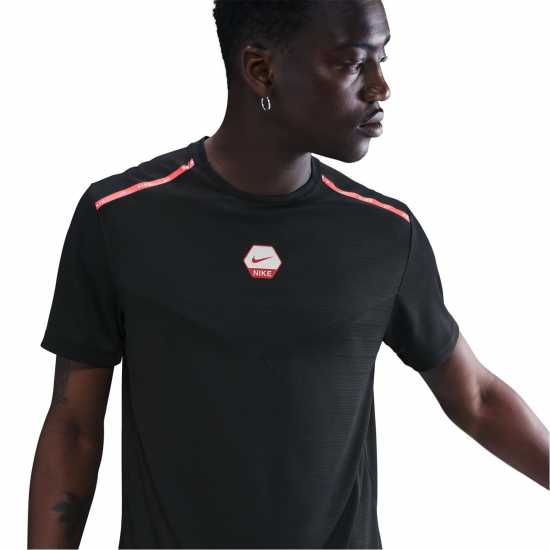 Nike Cs Run Tee Sn99 Nike Cs Run Tee Sn99