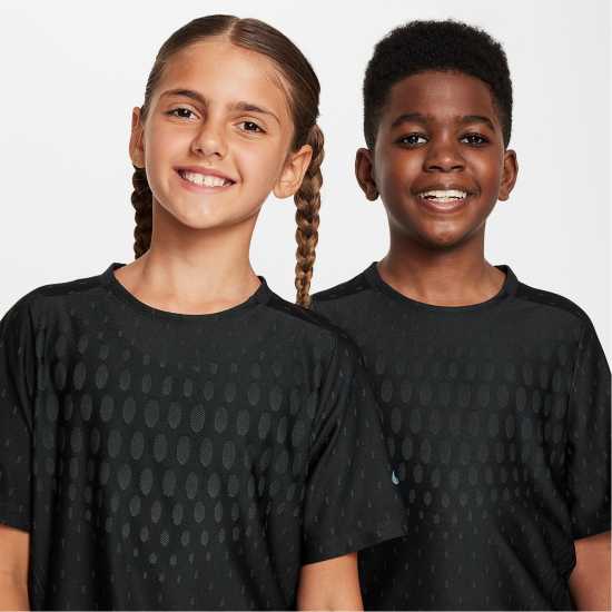 Детски тениски и фланелки Nike Multi Tech Big Kids' (Boys') Dri-FIT ADV Short-Sleeve Top Nike Multi Tech Big Kids' (Boys') Dri-FIT ADV Short-Sleeve Top Детски тениски и фланелки