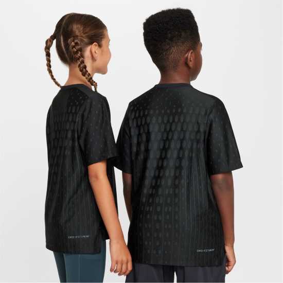 Детски тениски и фланелки Nike Multi Tech Big Kids' (Boys') Dri-FIT ADV Short-Sleeve Top Nike Multi Tech Big Kids' (Boys') Dri-FIT ADV Short-Sleeve Top Детски тениски и фланелки