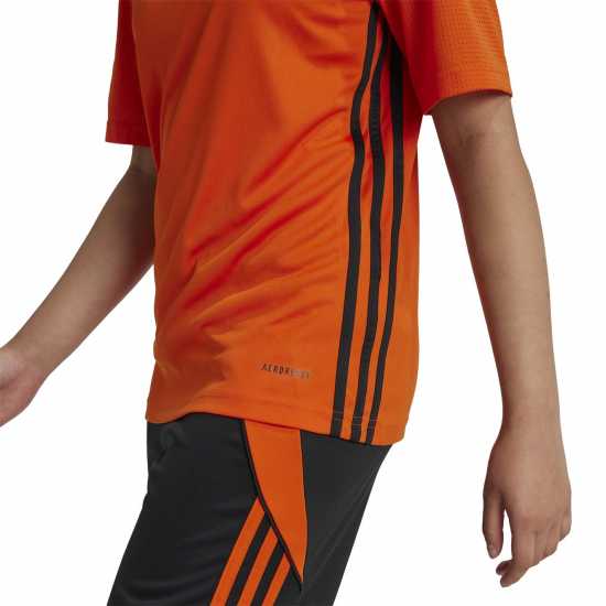 Детски тениски и фланелки Adidas Tabela 23 Jersey Juniors оранжево/черно Adidas Tabela 23 Jersey Juniors оранжево/черно Детски тениски и фланелки