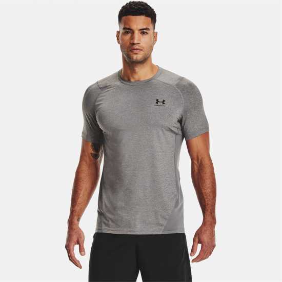 Мъжки тениски и фланелки Under Armour Heatgear® Fitted Short Sleeve Mens Угарно черно Under Armour Heatgear® Fitted Short Sleeve Mens Угарно черно Мъжки тениски и фланелки