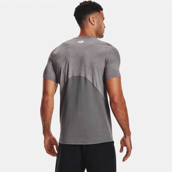 Мъжки тениски и фланелки Under Armour Heatgear® Fitted Short Sleeve Mens Угарно черно Under Armour Heatgear® Fitted Short Sleeve Mens Угарно черно Мъжки тениски и фланелки