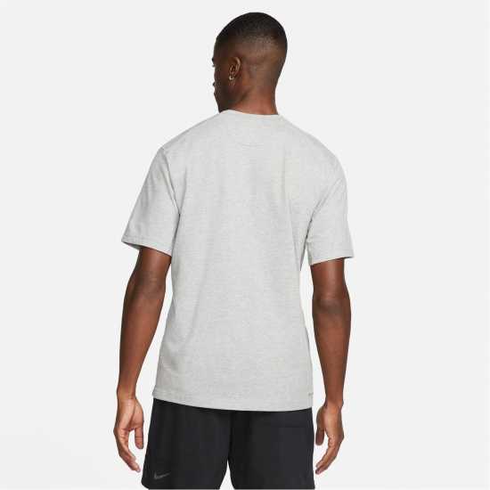 Nike Dri-FIT Primary Men's Short-Sleeve Training Top Grey Мъжки ризи