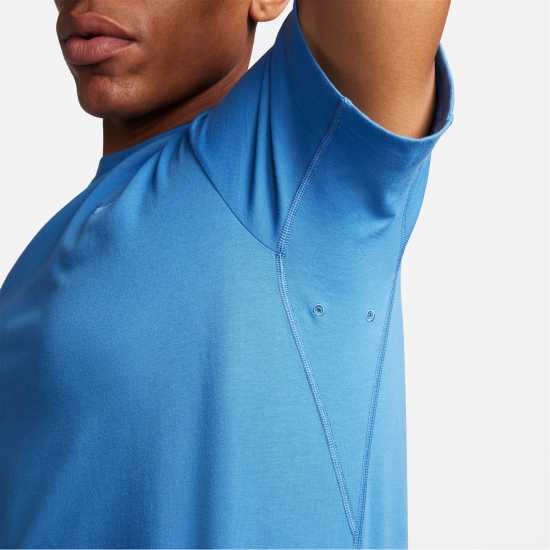 Мъжки тениски и фланелки Nike Dri-Fit Primary Men's Short-Sleeve Training Top Звезден син Nike Dri-Fit Primary Men's Short-Sleeve Training Top Звезден син Мъжки тениски и фланелки