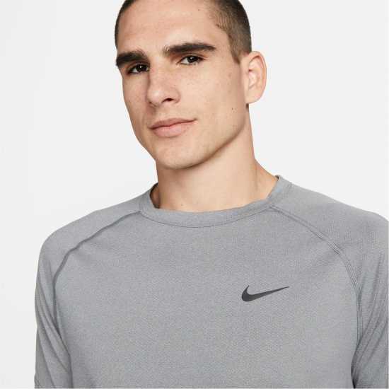 Nike Dri-FIT Ready Men's Short-Sleeve Fitness Top Сиво/Черно Мъжки тениски и фланелки