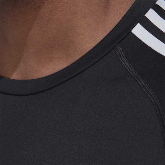 Мъжки тениски и фланелки Adidas Мъжка Блуза Techfit 3 Stripe Long Sleeve T Shirt Mens Adidas Мъжка Блуза Techfit 3 Stripe Long Sleeve T Shirt Mens Мъжки тениски и фланелки