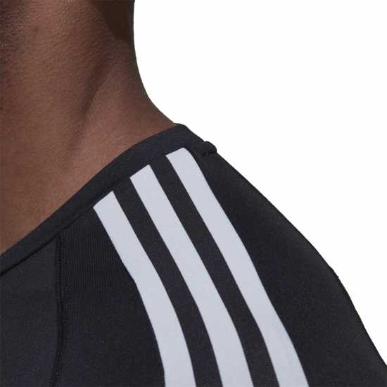 Мъжки тениски и фланелки Adidas Мъжка Блуза Techfit 3 Stripe Long Sleeve T Shirt Mens Adidas Мъжка Блуза Techfit 3 Stripe Long Sleeve T Shirt Mens Мъжки тениски и фланелки