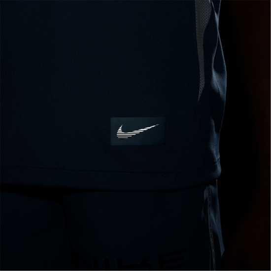 Nike B Nk Df Multi S Jn99 Nike B Nk Df Multi S Jn99