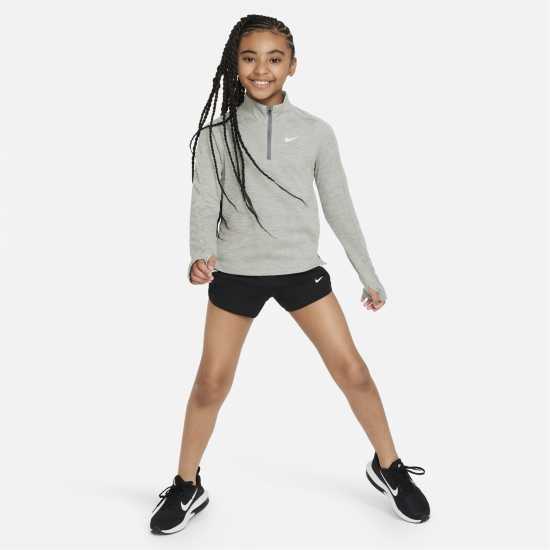 Детски тениски и фланелки Nike Older Girls Dri-Fit Long Sleeve Half Zip Тъмно сиво мъхле Nike Older Girls Dri-Fit Long Sleeve Half Zip Тъмно сиво мъхле Детски тениски и фланелки