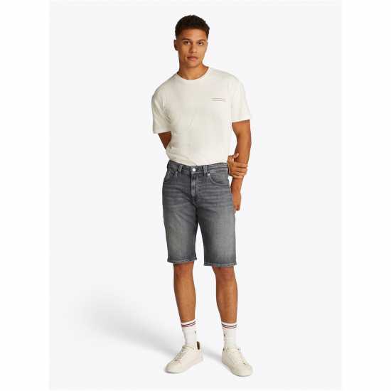 Мъжки къси панталони Tommy Jeans Ronnie Short Bi0177 Деним черен Tommy Jeans Ronnie Short Bi0177 Деним черен Мъжки къси панталони