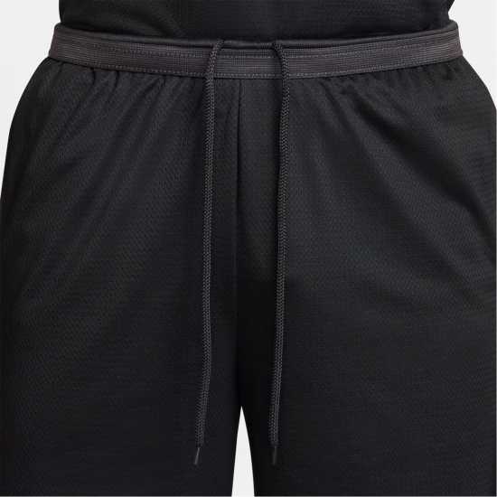 Nike Мъжки Баскетболни Шорти Dna Dri-Fit 8 Basketball Shorts Mens Black/White Мъжки къси панталони