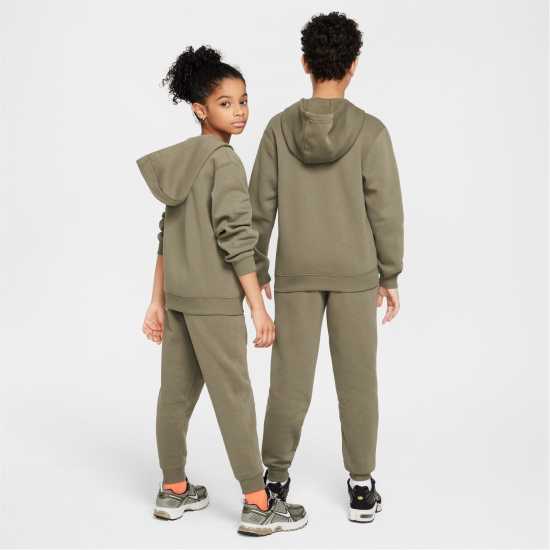 Детски спортни екипи Nike Fleece Tracksuit Junior Boys Средна маслина Nike Fleece Tracksuit Junior Boys Средна маслина Детски спортни екипи