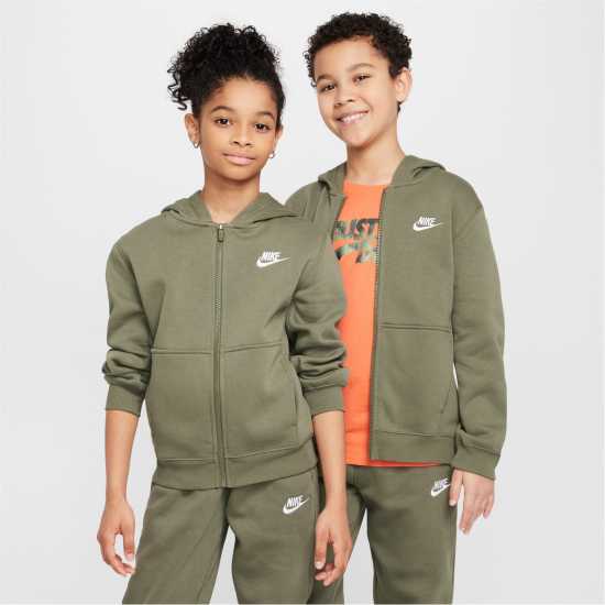Детски спортни екипи Nike Fleece Tracksuit Junior Boys Средна маслина Nike Fleece Tracksuit Junior Boys Средна маслина Детски спортни екипи
