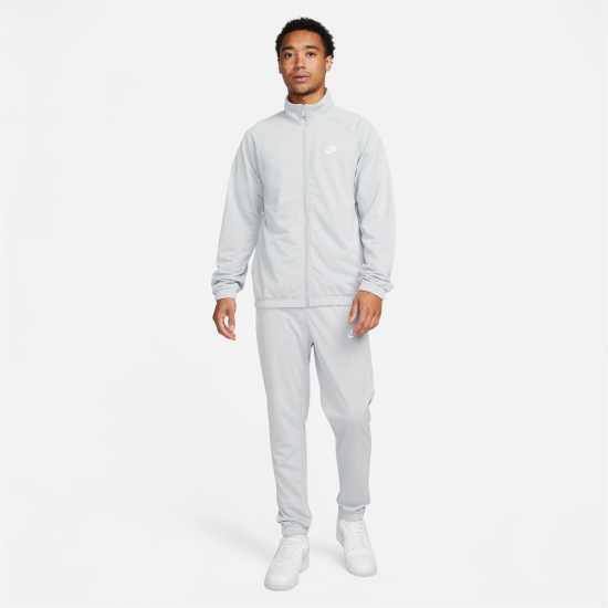 Мъжки спортни екипи в две части Nike Мъжки Спортен Екип Club Pk Tracksuit Mens Grey/White Nike Мъжки Спортен Екип Club Pk Tracksuit Mens Grey/White Мъжки спортни екипи в две части