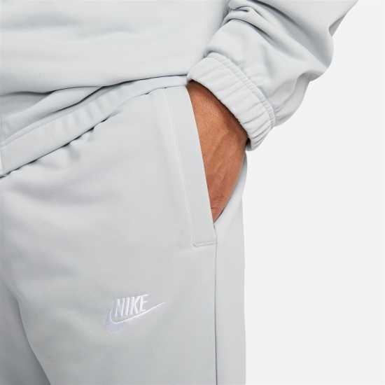 Мъжки спортни екипи в две части Nike Мъжки Спортен Екип Club Pk Tracksuit Mens Grey/White Nike Мъжки Спортен Екип Club Pk Tracksuit Mens Grey/White Мъжки спортни екипи в две части
