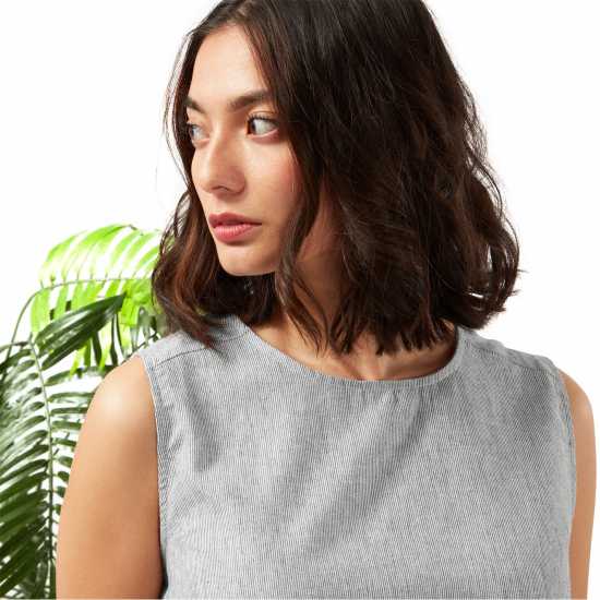 Дамски тениски и фланелки Craghoppers Crag Nulla Vest Ld99 Тъмно синя ивица Craghoppers Crag Nulla Vest Ld99 Тъмно синя ивица Дамски тениски и фланелки