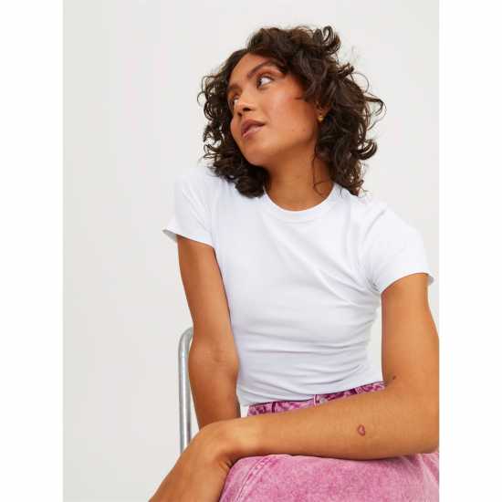 Дамски тениски и фланелки Jjxx Gigi Baby Tee Ярко бяло Jjxx Gigi Baby Tee Ярко бяло Дамски тениски и фланелки