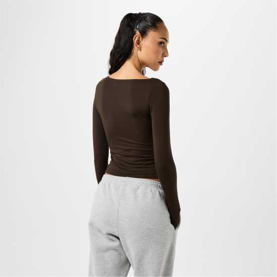 Дамски тениски и фланелки Горнище С Дълъг Ръкав Jack Wills Slash Long Sleeve Top Womens Кафяво Горнище С Дълъг Ръкав Jack Wills Slash Long Sleeve Top Womens Кафяво Дамски тениски и фланелки