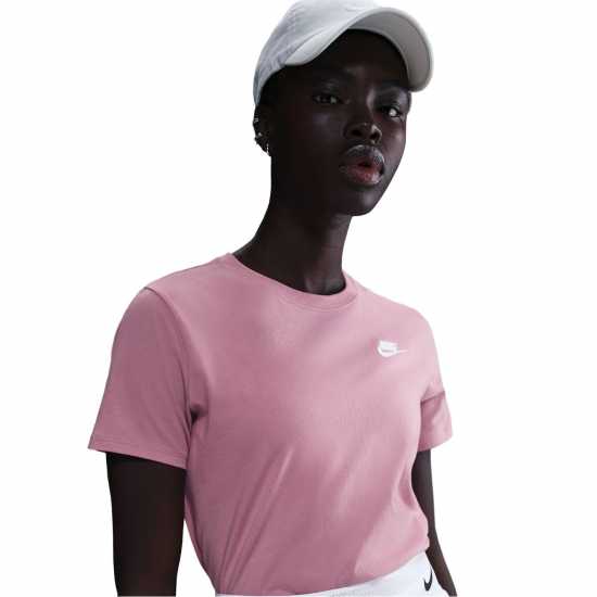 Nike Sportswear Women's Club T-Shirt Elemental Pink Дамски тениски и фланелки