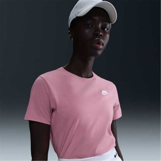 Nike Sportswear Women's Club T-Shirt Elemental Pink Дамски тениски и фланелки