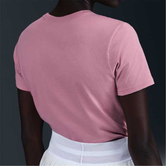 Nike Sportswear Women's Club T-Shirt Elemental Pink Дамски тениски и фланелки