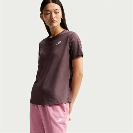 Nike Sportswear Women's Club T-Shirt Tattoo Nike Sportswear Women's Club T-Shirt Tattoo