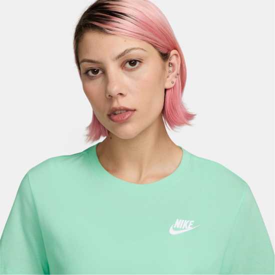 Nike Sportswear Women's Club T-Shirt Nike Sportswear Women's Club T-Shirt Mint Foam