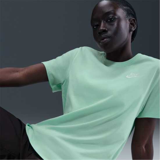 Nike Sportswear Women's Club T-Shirt Nike Sportswear Women's Club T-Shirt Mint Foam