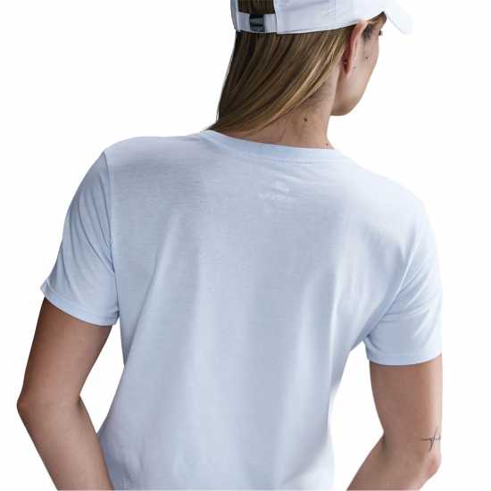 Дамски тениски и фланелки Nike Sportswear Women's Club T-Shirt Синьо оттенък Nike Sportswear Women's Club T-Shirt Синьо оттенък Дамски тениски и фланелки