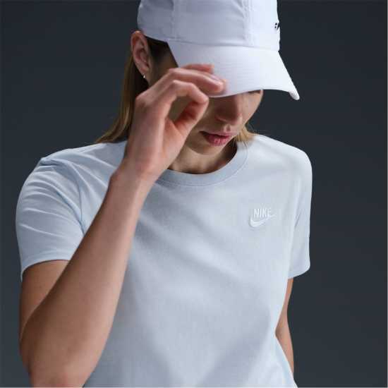 Дамски тениски и фланелки Nike Sportswear Women's Club T-Shirt Синьо оттенък Nike Sportswear Women's Club T-Shirt Синьо оттенък Дамски тениски и фланелки