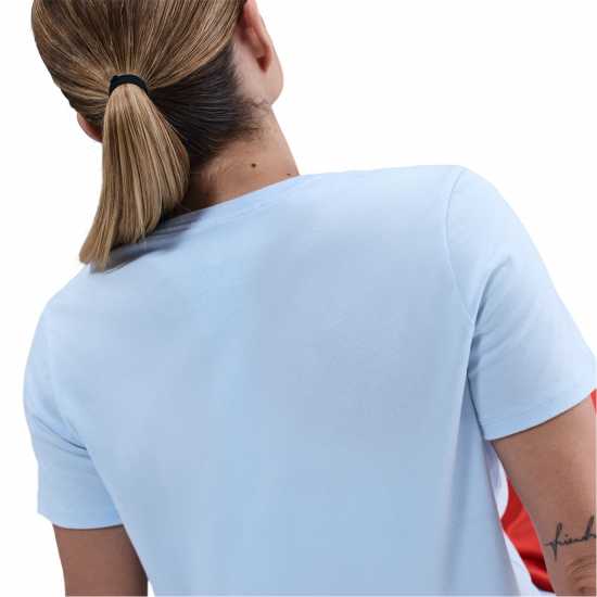 Дамски тениски и фланелки Nike Sportswear Women's Club T-Shirt Nike Sportswear Women's Club T-Shirt Дамски тениски и фланелки