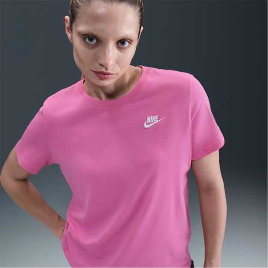 Nike Sportswear Women's Club T-Shirt  Дамски тениски и фланелки