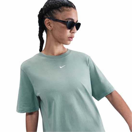 Дамски тениски и фланелки Nike Oversized Logo T-Shirt Womens Cannon Nike Oversized Logo T-Shirt Womens Cannon Дамски тениски и фланелки