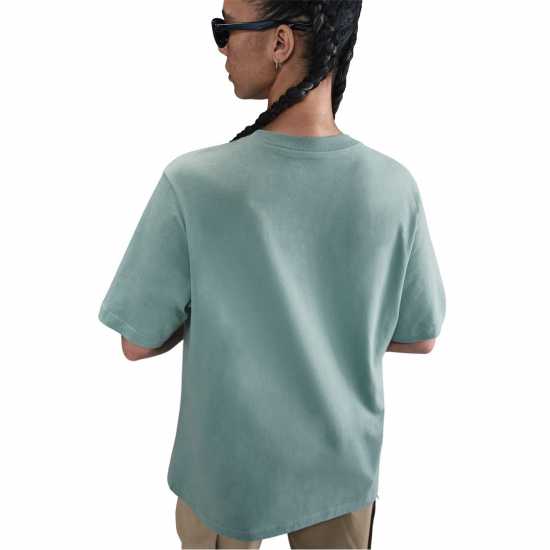 Дамски тениски и фланелки Nike Oversized Logo T-Shirt Womens Cannon Nike Oversized Logo T-Shirt Womens Cannon Дамски тениски и фланелки