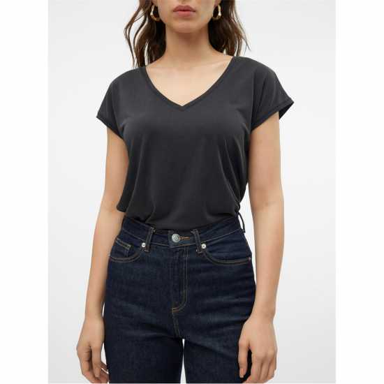 Дамски тениски и фланелки Vero Moda Short Sleeve V-Neck Черно Vero Moda Short Sleeve V-Neck Черно Дамски тениски и фланелки