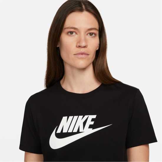 Дамски тениски и фланелки Nike Futura Tee Ld53 Черно Nike Futura Tee Ld53 Черно Дамски тениски и фланелки