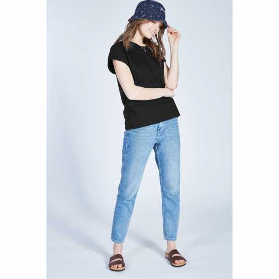 Дамски тениски и фланелки Jack Wills Endmoor Boyfriend T-Shirt Черно Jack Wills Endmoor Boyfriend T-Shirt Черно Дамски тениски и фланелки