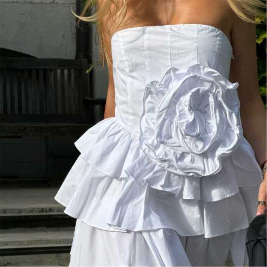 Дамски поли и рокли Collective The Label The Label White Frill Layered Mini-Dress Collective The Label The Label White Frill Layered Mini-Dress Дамски поли и рокли