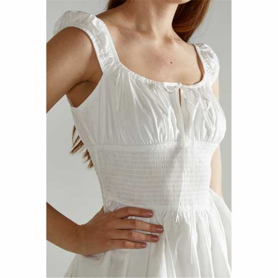 Дамски поли и рокли Narrated White Skater Mini-Dress Narrated White Skater Mini-Dress Дамски поли и рокли