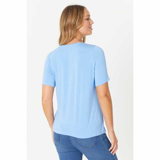 Be You Crochet Trim T-Shirt  Дамски пуловери и жилетки